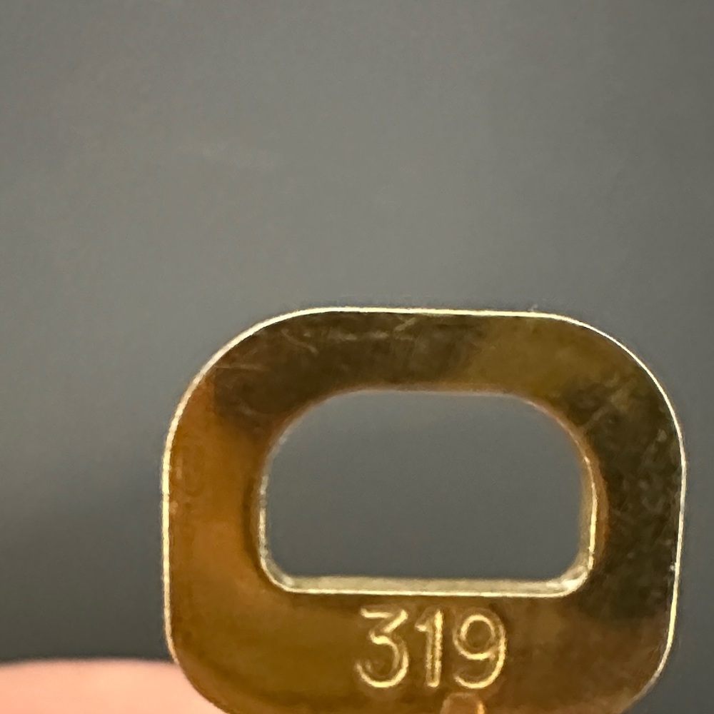 💯% Authentic Louis Vuitton Luxurious Gold Padlock and Key #319. EUC - Picture 4 of 8